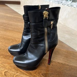 Cesare Paciotti Heeled Booties